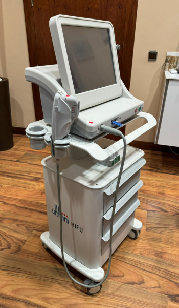 Jugendlicher Glanz mit der HIFU-Gesichtsbehandlung: Kollagenstimulation für außergewöhnliche Verjüngung