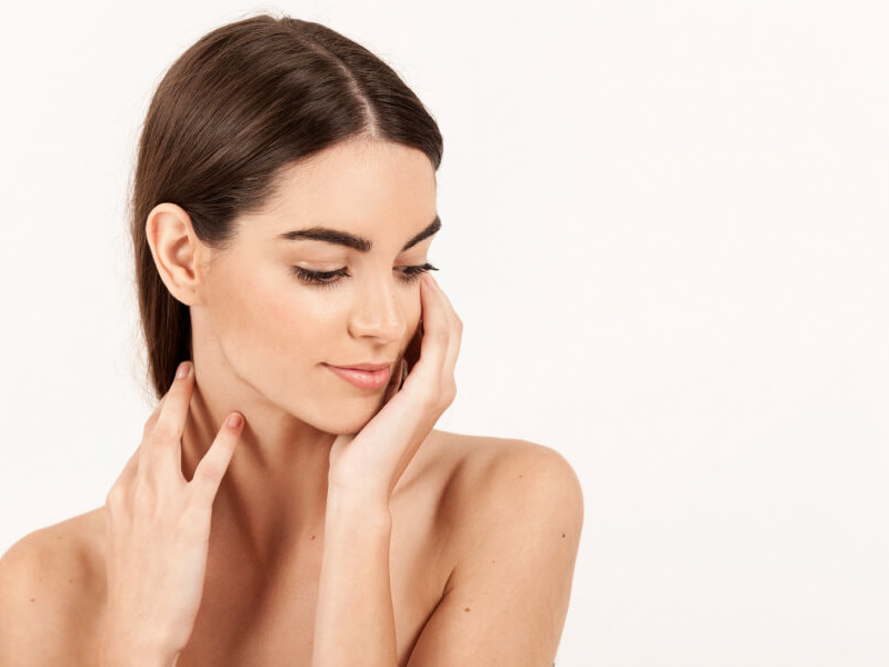 Weniger erscheinen: Maßgeschneiderte ästhetische Lösungen in Javea | Dr. Caroline Carbasse