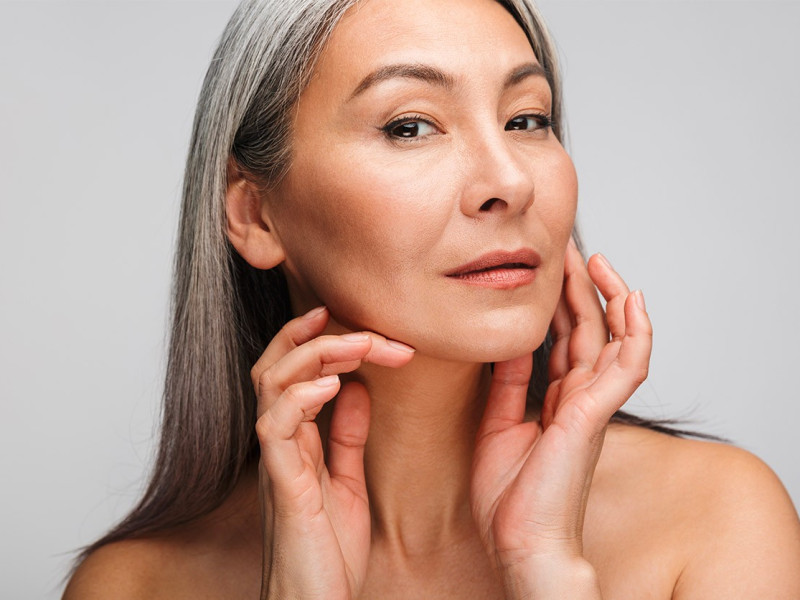 Weniger hängend erscheinen: Dr. Caroline Carbasse bei Estetica Javea